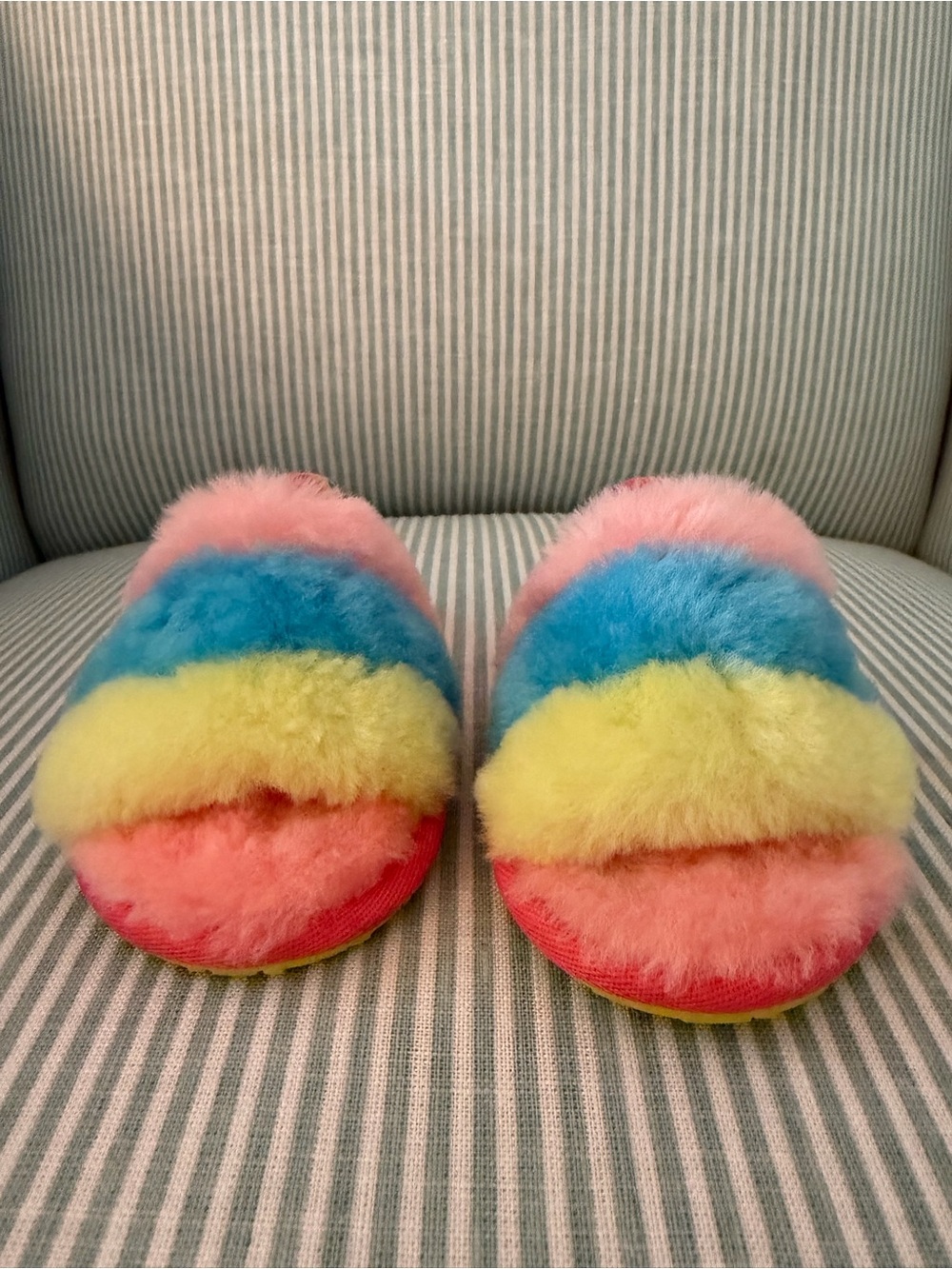 UGG Kids Rainbow Fuzzy Slide Slippers - Multicolor